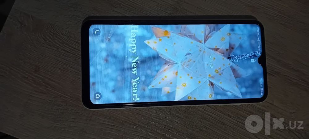 Samsung galaxy a 23 idealni sostayaniyada hamma joyi ishlidi qotmidi