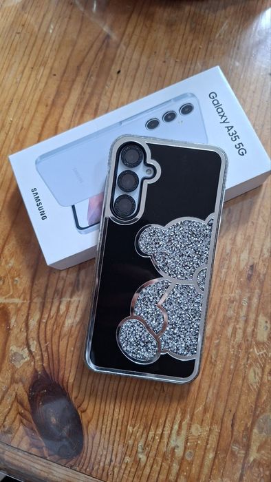 Продавам samsung galaxy a35 5G в  отлично състояние с гаранция.