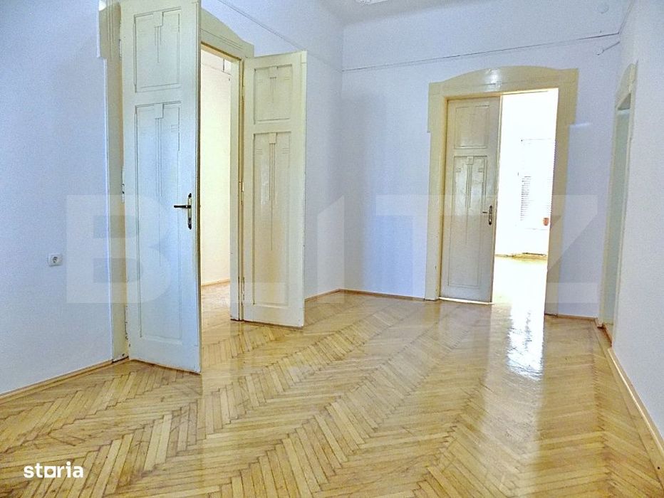 Apartament 4 camere, 141 mp utili, zona Traian