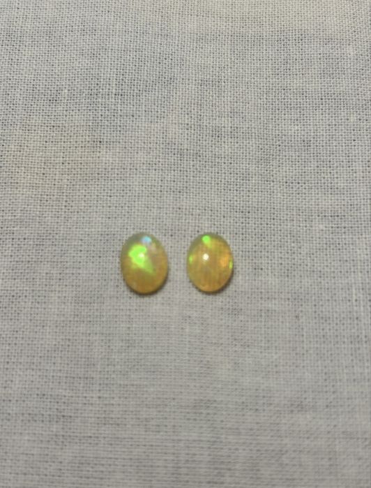 Опалы натуральные