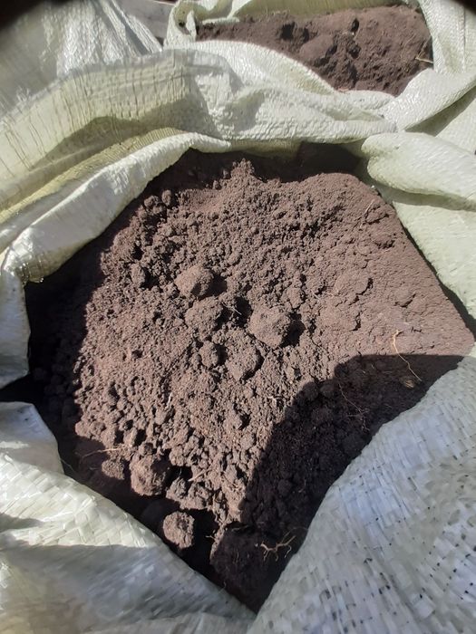 Чернозем в мешках