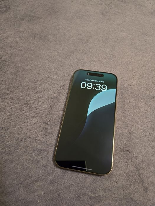 Vand/Schimb Iphone 16 pro/128gb desert-titanium