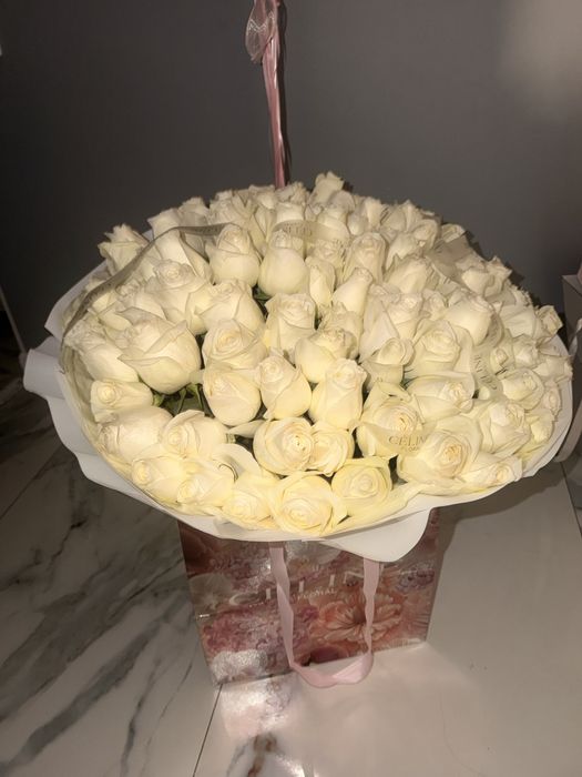 Свежие цветы 101 роза CELINE