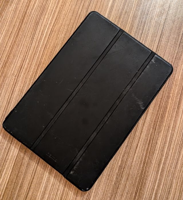 iPad 9th 64GB в много добро състояние + apple pen 1st gen  и калъф