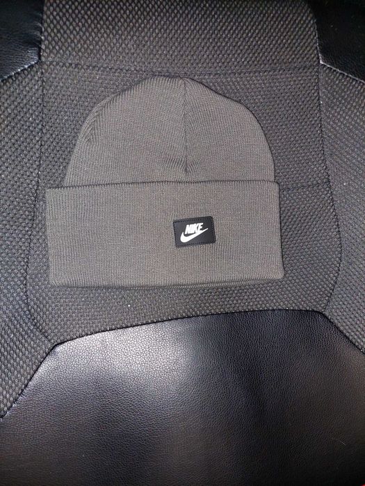 Fes caciula NIKE diferite culori