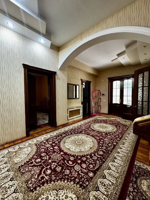 Продается земля, дом в подарок, цена 70.т за сотку