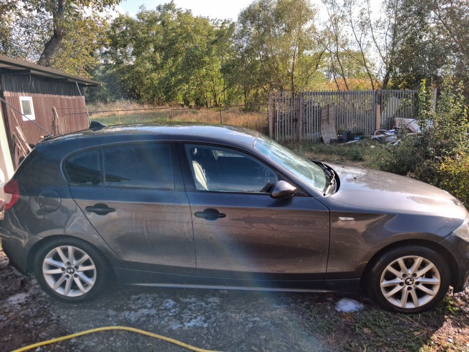 Bmw seria 1 e 87