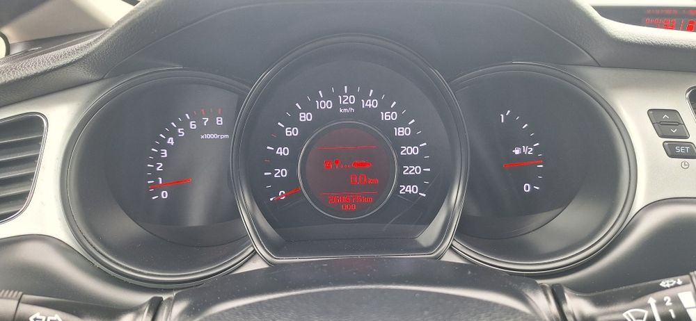 Kia Ceed 1.6 benzina aspirat fabricatie 2014 euro 5