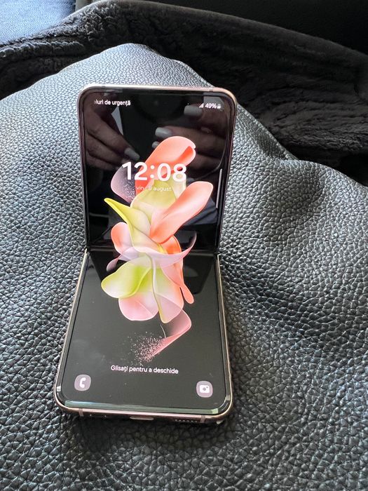 Telefon Samsung flip 4