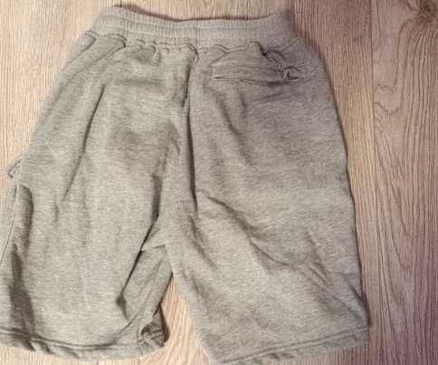 Stone island къси гащи размер S