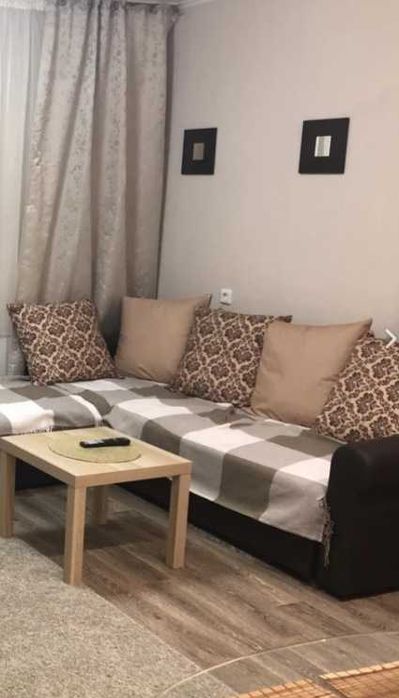 Дава се под наем Двустаен апартамент в Пловдив, Център - 45 кв.м за 142.8 € - Снимка #2