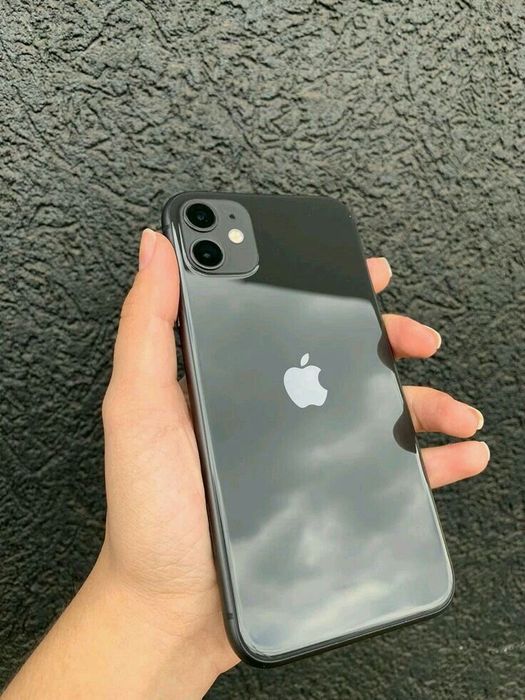 Айфон 11 продам в хорошем состяний.