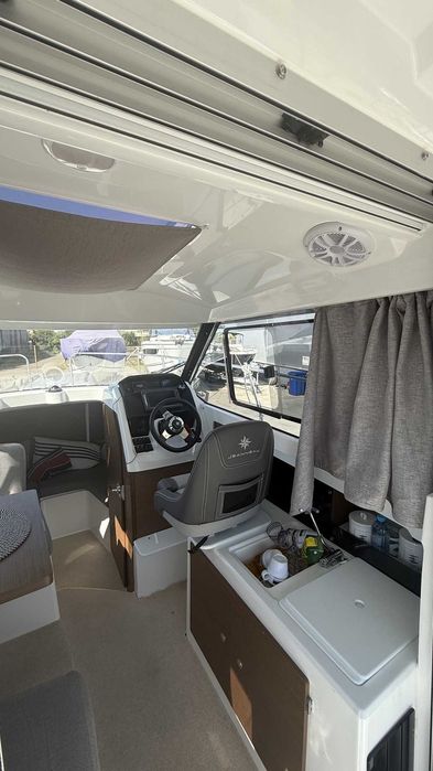 Vanzare Barca Jeanneau Merry Fisher 695 – 2019 | Suzuki 200cp | Peridoc inclus