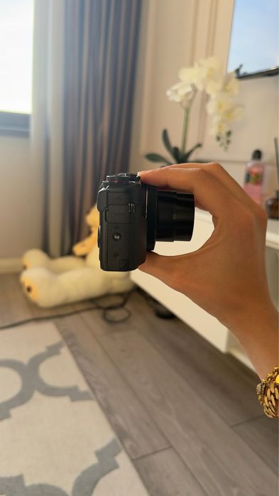 Canon G7X II продаю