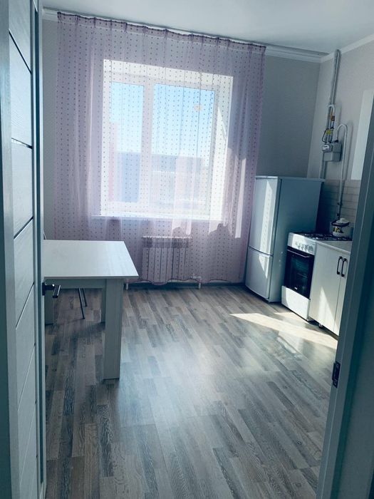 Квартира по часам. КАСПИ РЕД