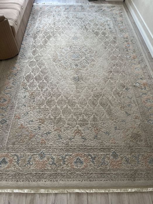 Продам ковер палас 2,5*3,5
