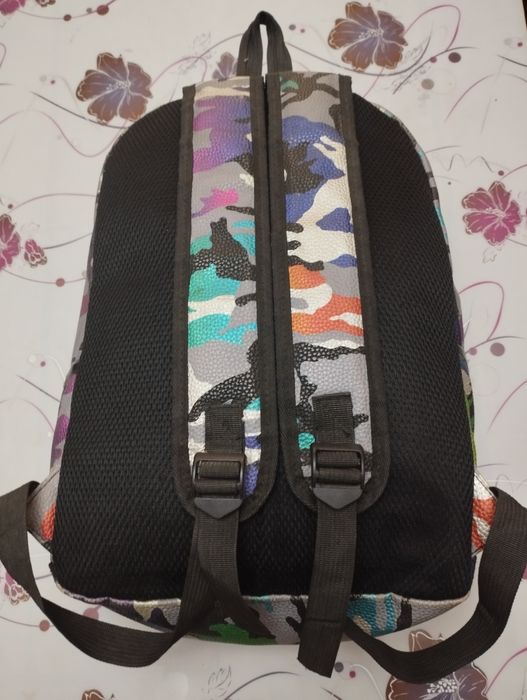 Продам рюкзак унисекс