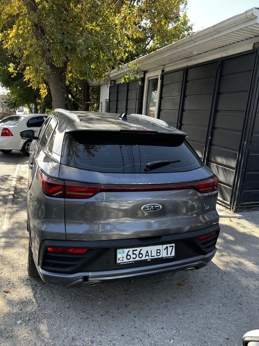 Авто в Аренду JAC JS6