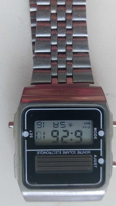 Продам редкие и винтажные часы.