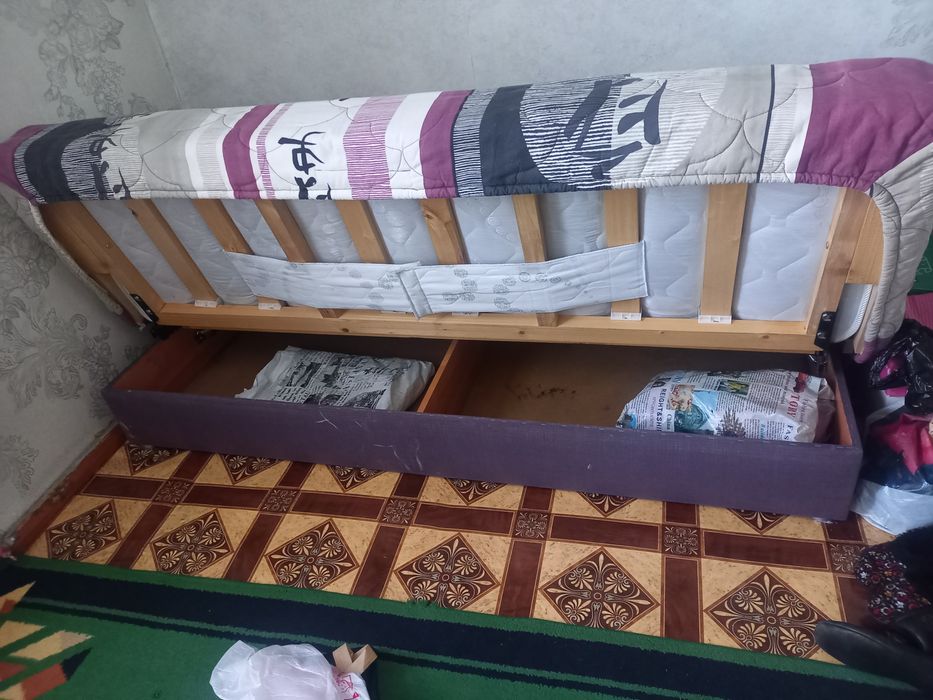 Продам диван-книжку