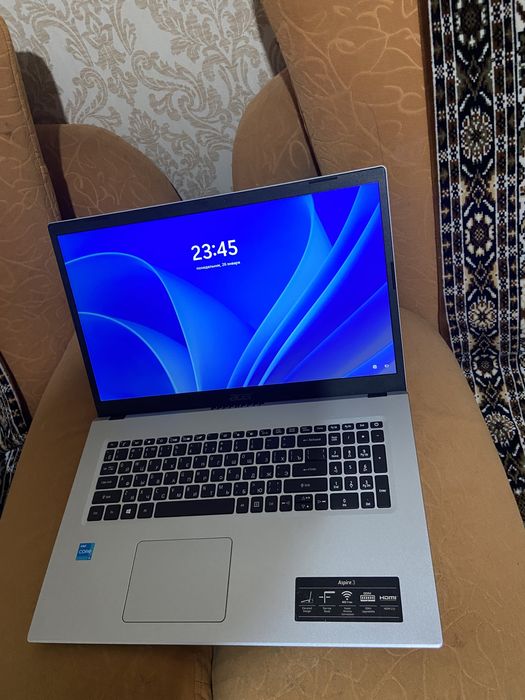 Стильный Acer 11пок экран 18диаг