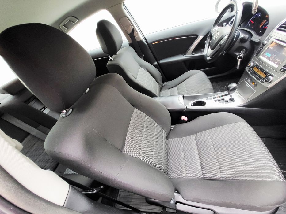 Toyota Avensis /1.8i Cutie Automata/2014/140.000km