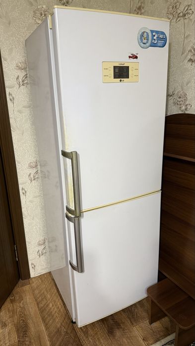 Холодильник.