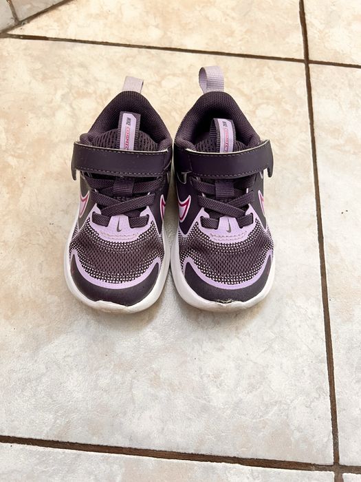 Детски буйки за бебе и сандалети