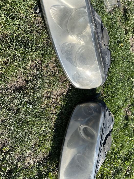 Vand faruri tuareg cu lupa