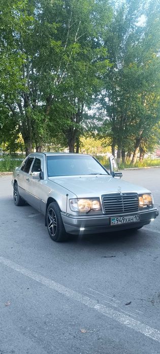 Mersedes benz w124