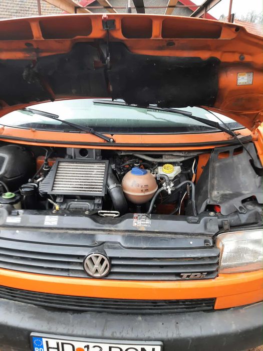 Vând Autoutilitara Volkswagen W t4