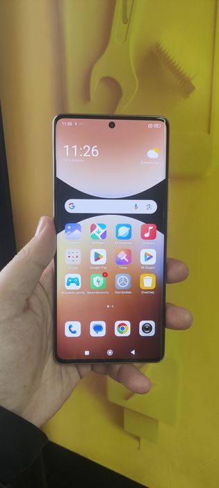 Продам Redmi Note 14 Pro.