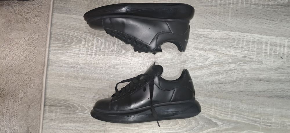 Adidasi Alexander McQueen