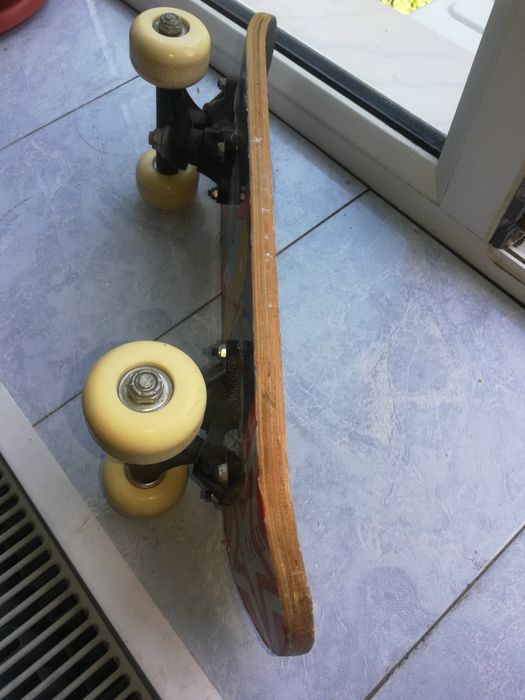 Se vinde skateboard