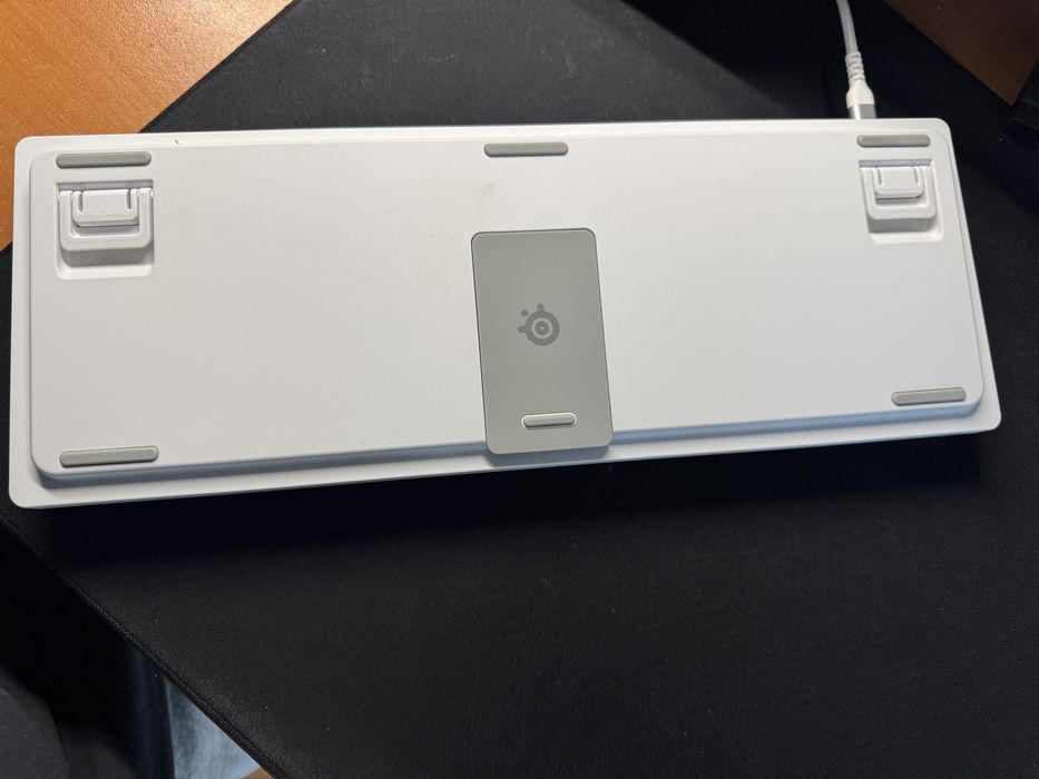 Apex Pro TKL Gen 3 + ГАРАНЦИЯ