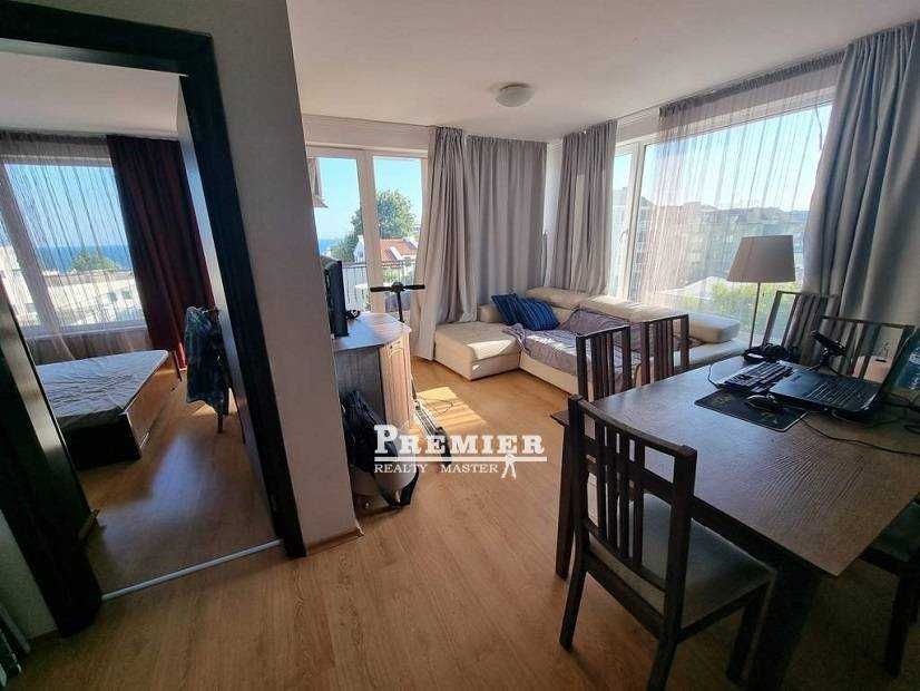 Продава се Тристаен апартамент в Свети Влас - 110 кв.м за 1291 €/кв.м - Снимка #10