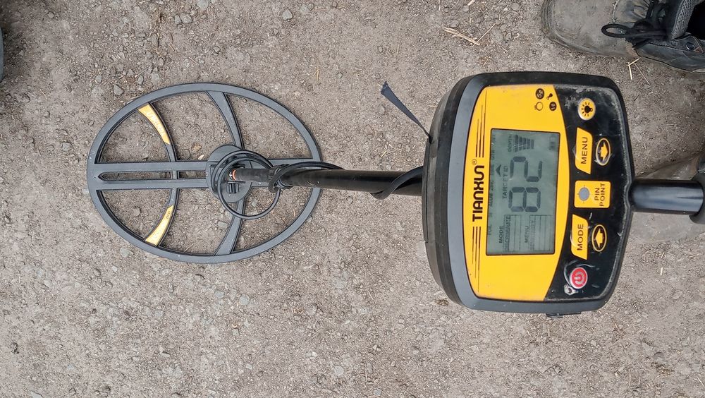 Продам металлоискатель