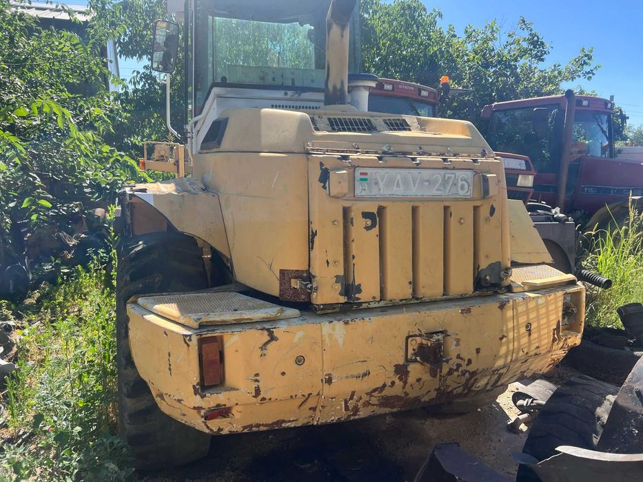 Piese Liebherr 522 an 1998 cilindru hidraulic