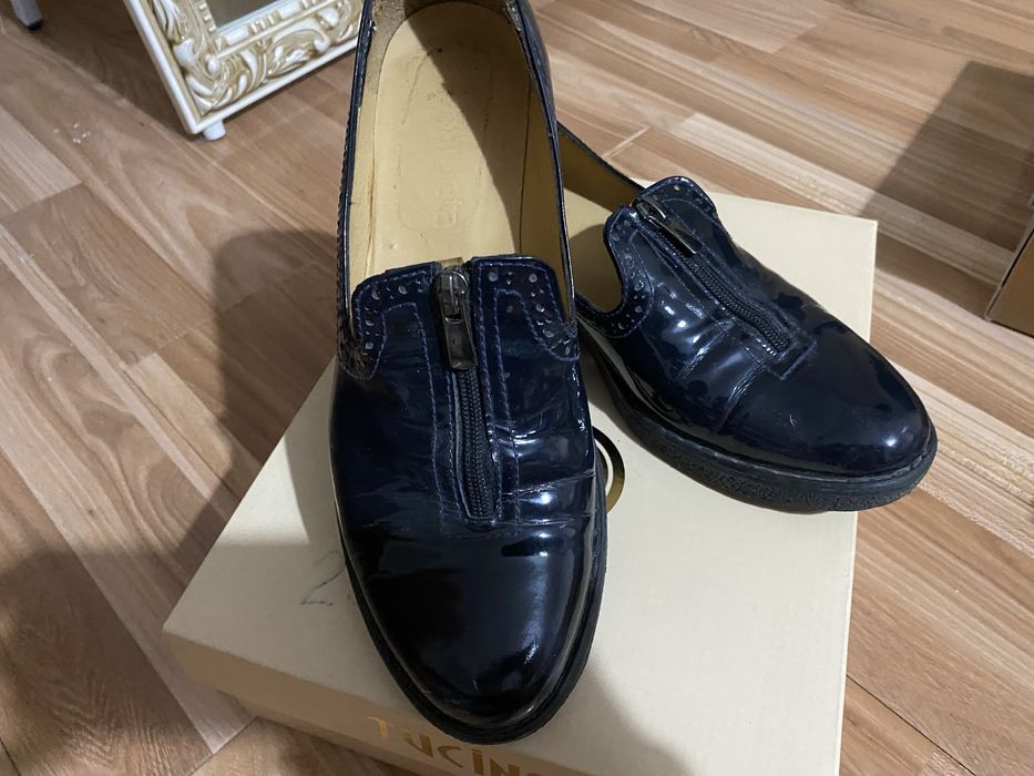 Продам нат. Кожа обувь