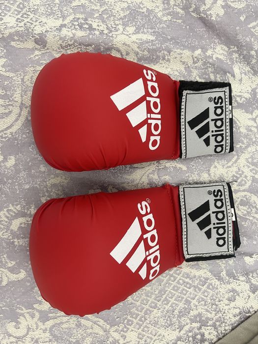 Перчатки для карате