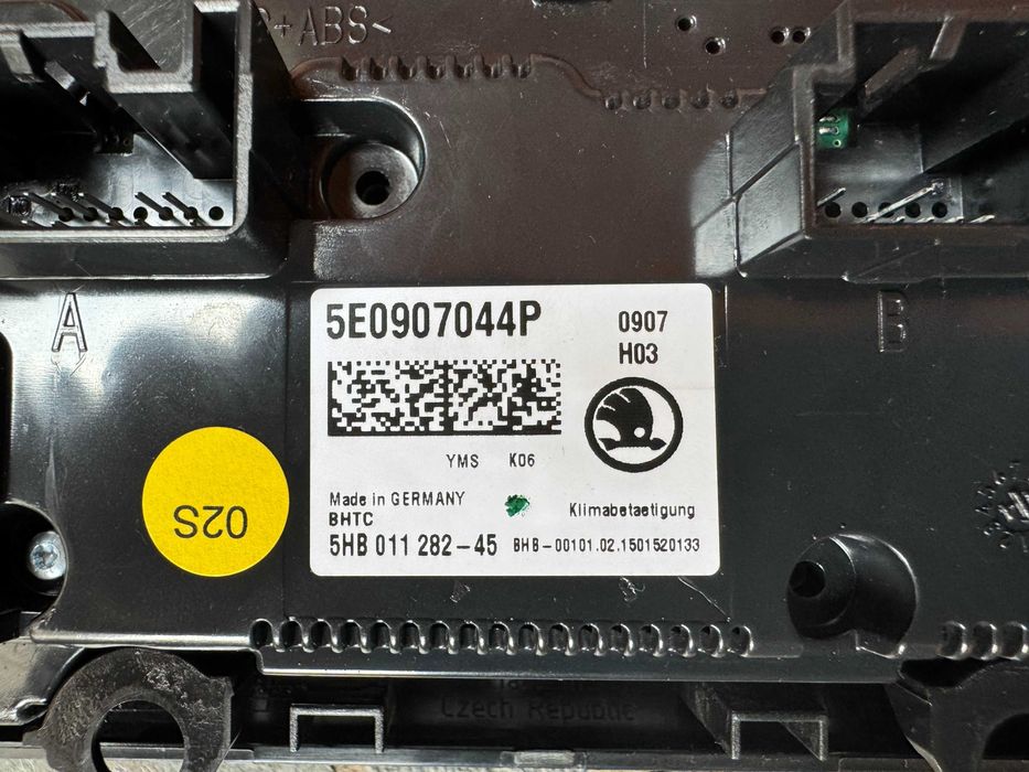 Vand Panou Clima Skoda Octavia III Combi (5E) 5E0907044P