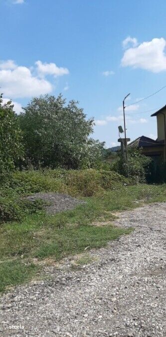 PROPRIETAR-Vand teren intravilan 1500 mp Maracineni (PITESTI)
