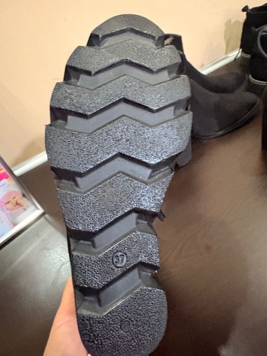 Дамски обувки, боти