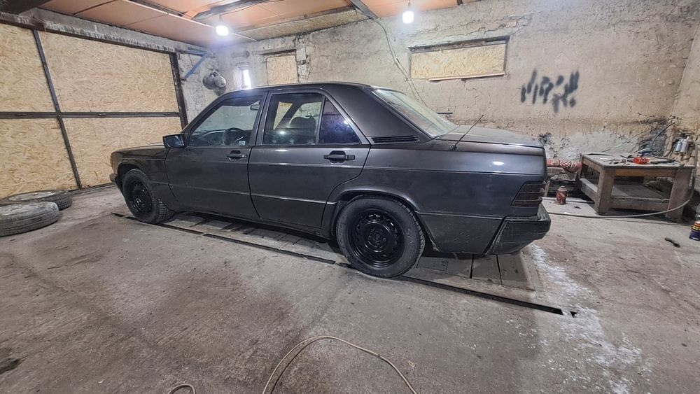 Мерседес 190 mercedes w201
