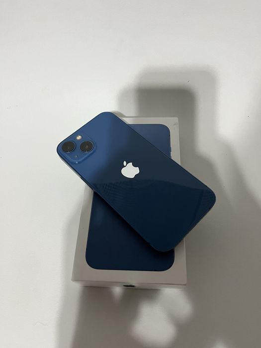 Iphone 13 в хорощем состоянии