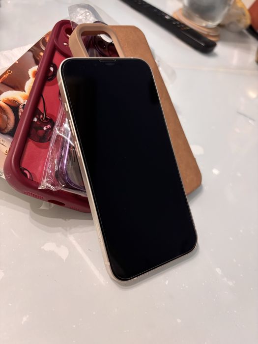 IPhone 13 като нов