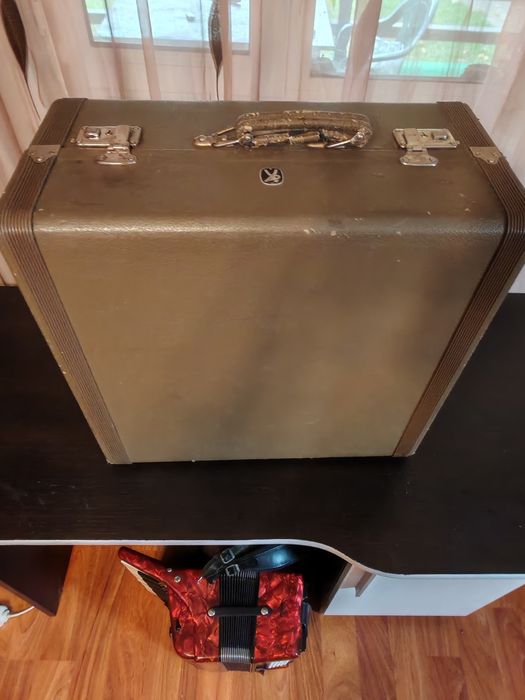 Acordeon weltmeister meteor 80 basi