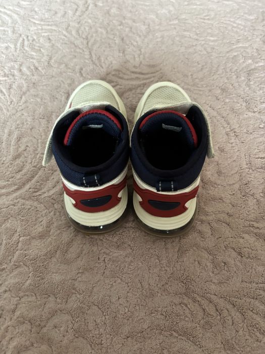 Zara кецове номер 26