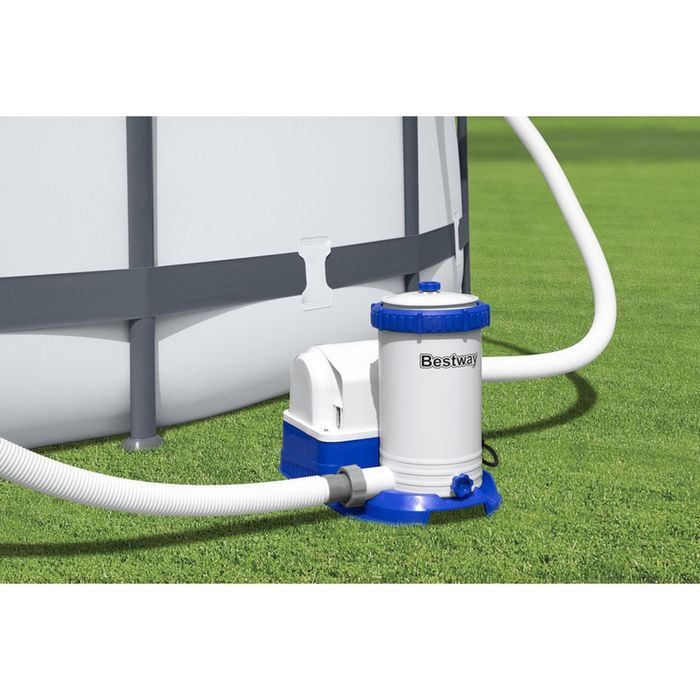 Филтрираща помпа голяма басейни Bestway Flowclear 350W 9463л/ч Нови.Гаранция 2г.
