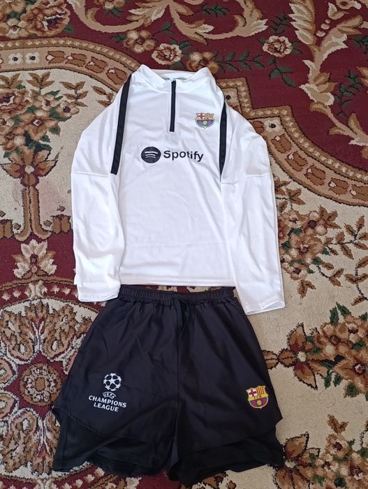 Barsa futbol forma yangi